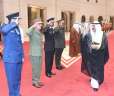 أمير الكويت يتوجه إلى قطر...