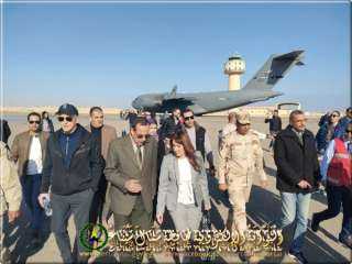 محافظ شمال سيناء يستقبل وفدًا...