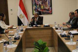 وزير الكهرباء يستقبل النائب التنفيذي...