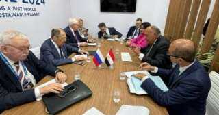 وزير الخارجية يلتقى لافروف على...