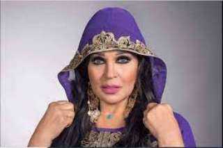 فيفي عبده تتصدر محرك البحث...
