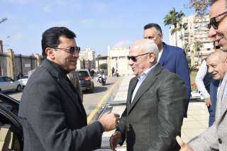 محافظ بورسعيد يستقبل وزير الشباب...