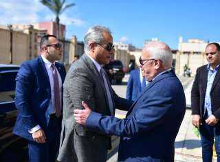 مُحافظ بورسعيد يَستقبِل وزير العمل...