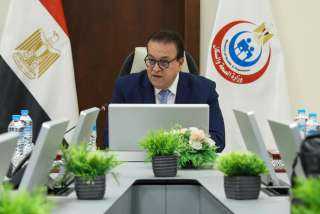 وزير الصحة يؤكد العمل على...