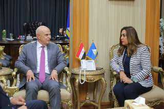 محافظ دمياط تستقبل مستشار السيد...