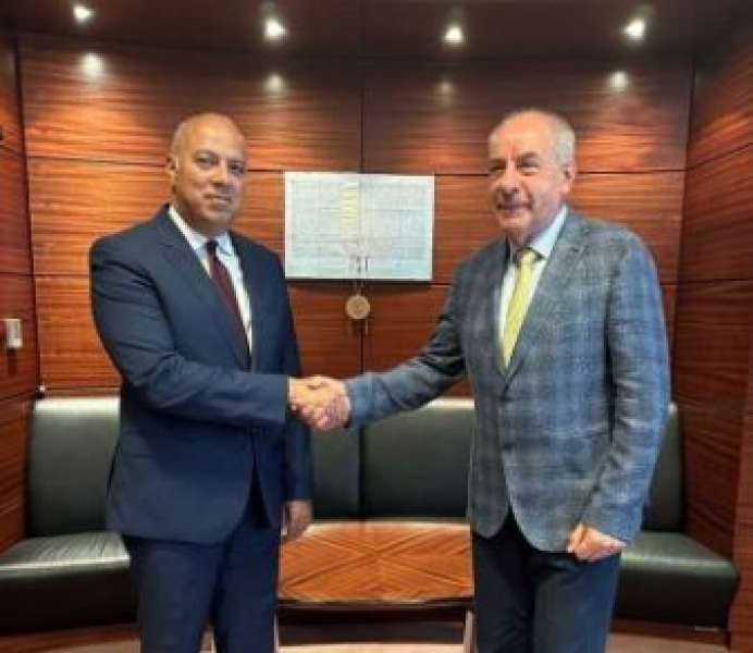 مشاركة السفير محمد الشناوي في الجلسة البرلمانية الخاصة بترشيح رئيس المجر