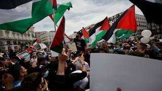 حماس تدعو الفلسطينيين للزحف إلى...