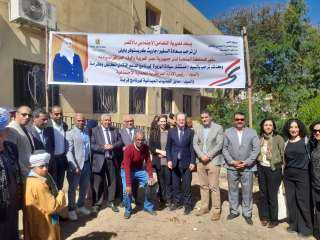 السفير البريطاني في مصر يتابع...