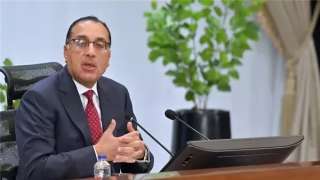 الحكومة توافق على التعاقد مع...