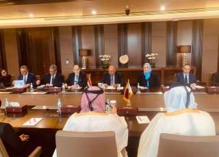 وزيرا خارجية مصر وقطر يترأسان...