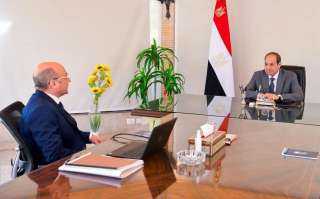 الرئيس السيسى يجتمع بوزير العدل...