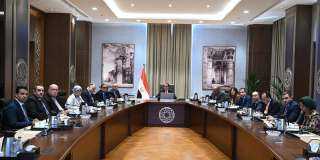 الحكومة تبدأ الإجراءات التنفيذية لطرح...