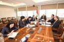 وزير الإسكان والقائم بأعمال السفير...