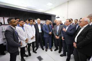 وزير البترول ومحافظ بورسعيد ورئيس...