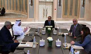 رئيس الوزراء يلتقى وزير الاستثمار...