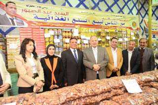 محافظ أسيوط وأمين حزب الشعب...