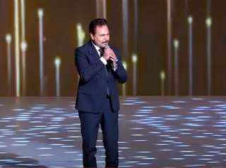 محمد رياض يقدم قصيدة ”أنا...