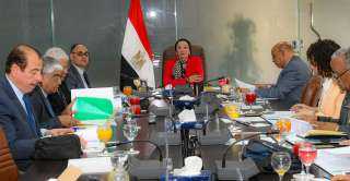 وزيرة البيئة تترأس اجتماع مجلس...
