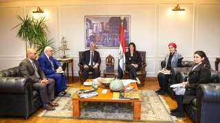 وزيرا التعاون الدولي والتربية والتعليم...