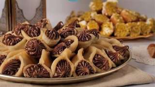 طريقة عمل القطايف بالنوتيلا لضيافة...