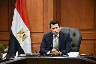 وزير الشباب والرياضة يطمئن علي...