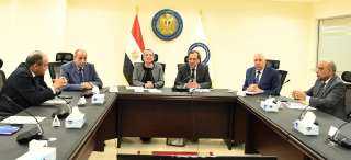 وزراء البترول والطيران المدنى والبيئة...