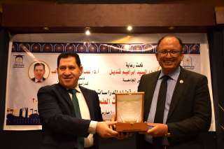 رئيس جامعة حلوان يشهد الاحتفالية...