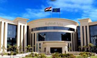 إتخاذ الإجراءات القانونيـة حيـال 4...
