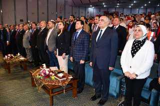 وزير  الشباب والرياضة يشهد...