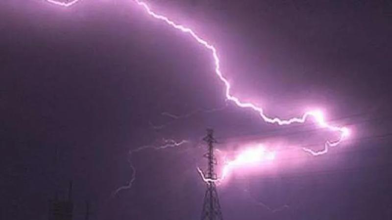 البرق- تعبيرية