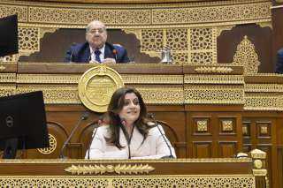 وزيرة الهجرة تستعرض جهود وإجراءات...
