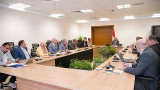 سويلم يتابع موقف مشروعات الموارد...
