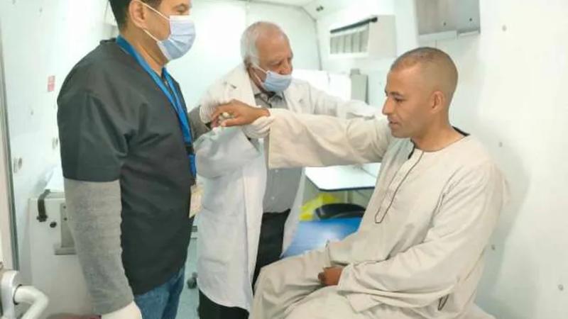 قافلة طبية ضمن مبادرة «حياة كريمة»
