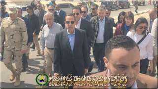 محافظ شمال سيناء يستقبل الأمين...