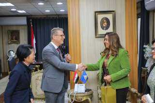 محافظ دمياط تستقبل سفير جمهورية...