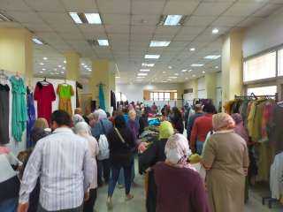 إقبال كثيف ومستمر على المعرض...