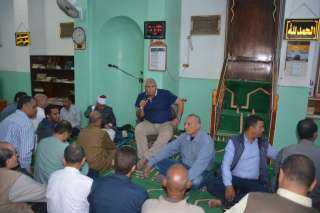 الزملوط يؤدي التراويح بمسجد ”علي...