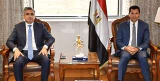 وزير الشباب والرياضة يتابع استعدادات...