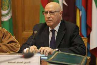 الجامعة العربية تبحث مع مندوب...
