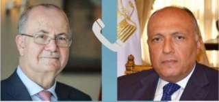 شكري يهنئ رئيس الوزراء وزير...