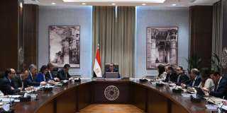 رئيس الوزراء يتابع خطة جذب...