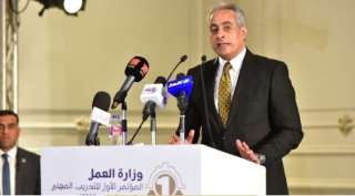 وزير العمل :820 مركز تدريب...