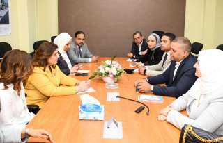 وزيرة الهجرة تتابع مستجدات مشروع...