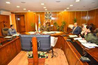 محافظ أسيوط يوجه بتعظيم الاستفادة...