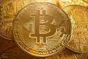 تراجع أسعار البيتكوين بنسبة 1.40%...