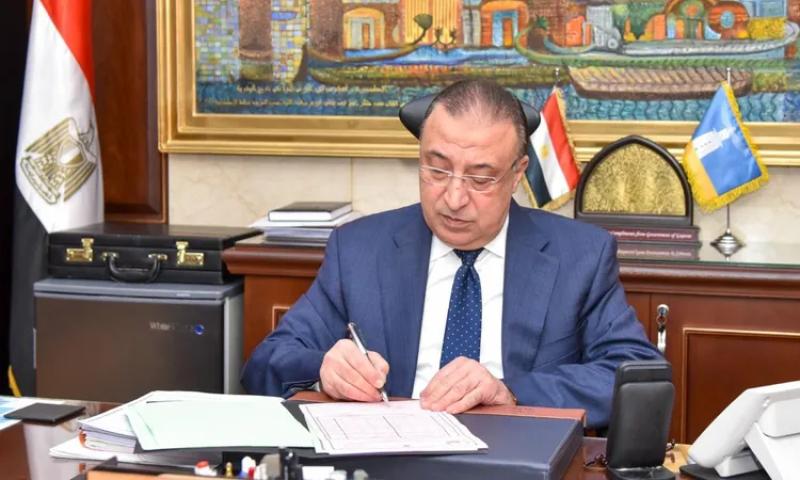 محافظ الإسكندرية