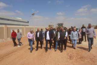 مسئولو ” الإسكان ” يتابعون...