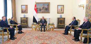 السيسي يبحث مع رئيس جهاز...