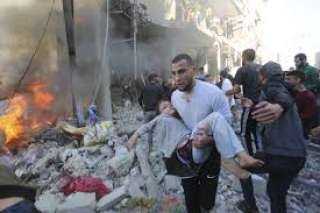 استشهاد 8 فلسطينيين في حي...