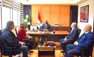 نائب وزير الإسكان يبحث مع...
